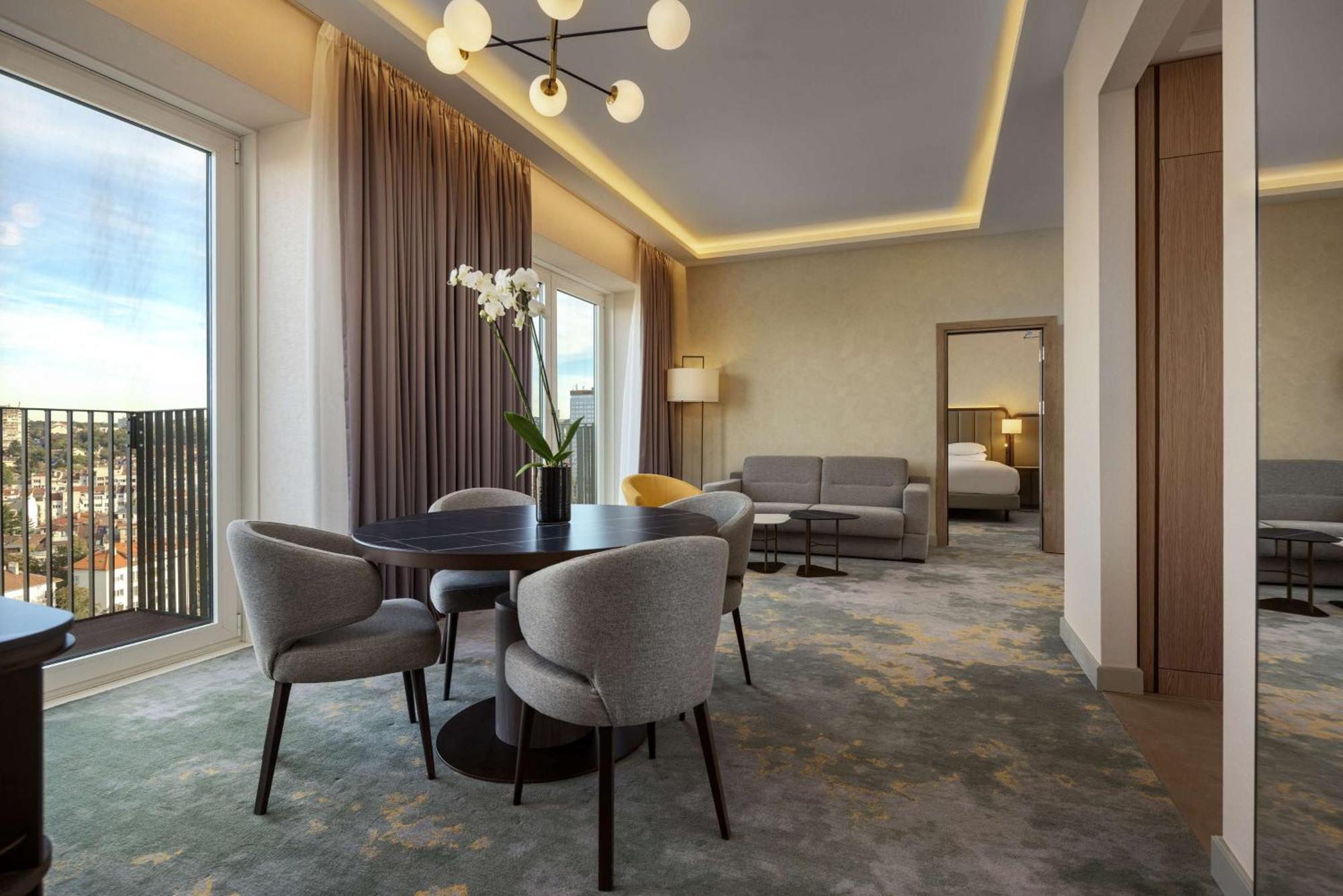 Hilton Sofia Hotel Eksteriør billede